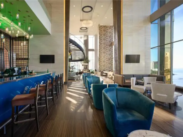 Lounge Bar
