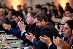 Attendees-clapping-056-GEOLAC_SANTIAGO